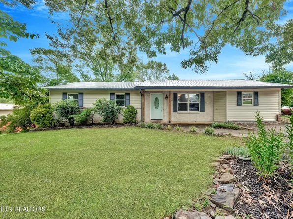 2950 Glenn Rd, Louisville, TN 37777