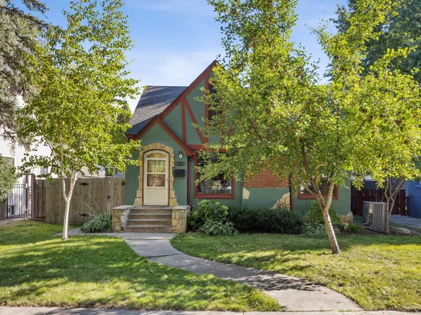 1349 4th St N, Fargo, ND 58102