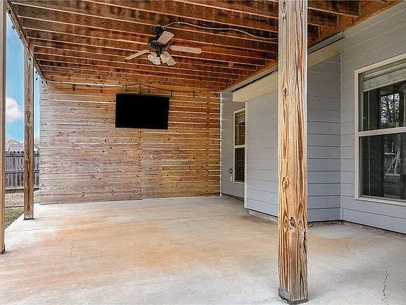 4th image of 3010 Stillwood Way