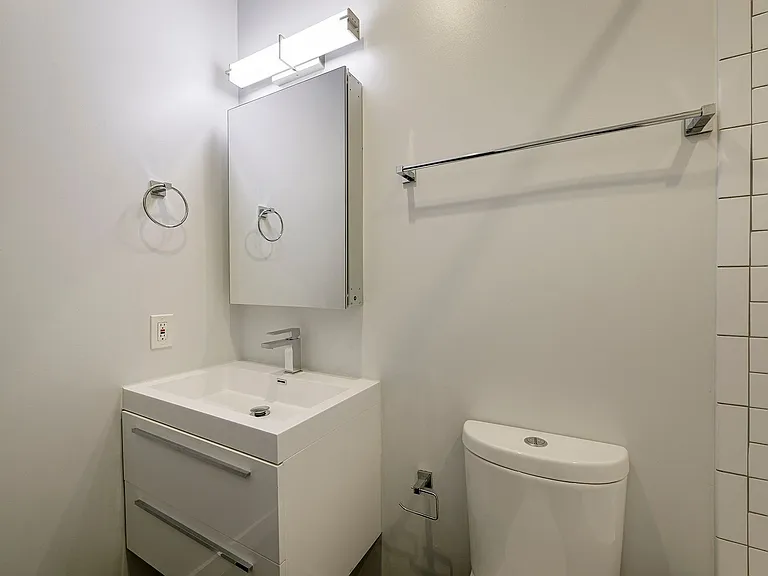 721 Kennedy St NW #3 — Photo 15
