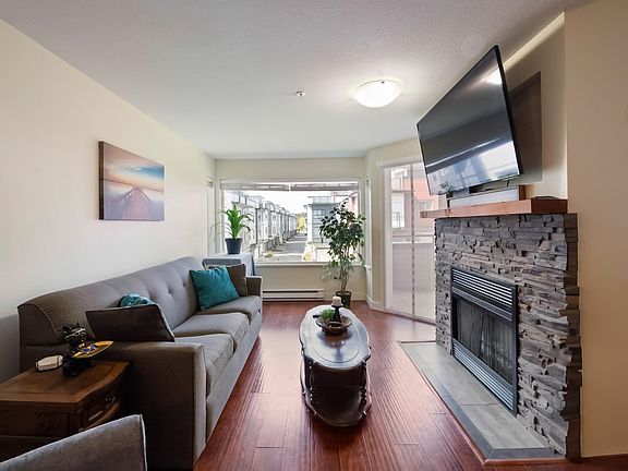 5th image of 33708 King Rd #306