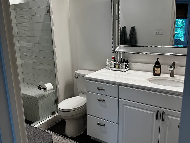 913 Mountain Branch Dr — Photo 3