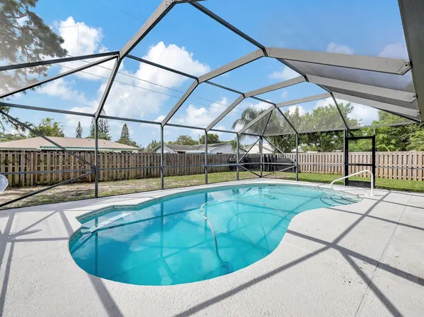 1124 SE Ladner Street, Port St Lucie, FL 34983