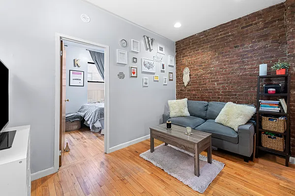 Rented by Compass | media 8