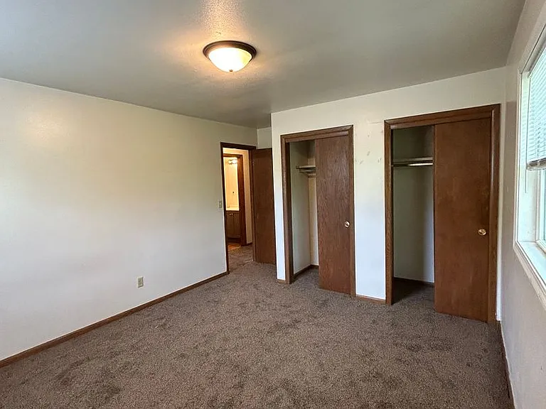 5513 Normandy St — Photo 6