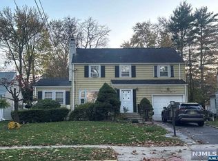 185 Ross Ave, Hackensack, NJ 07601