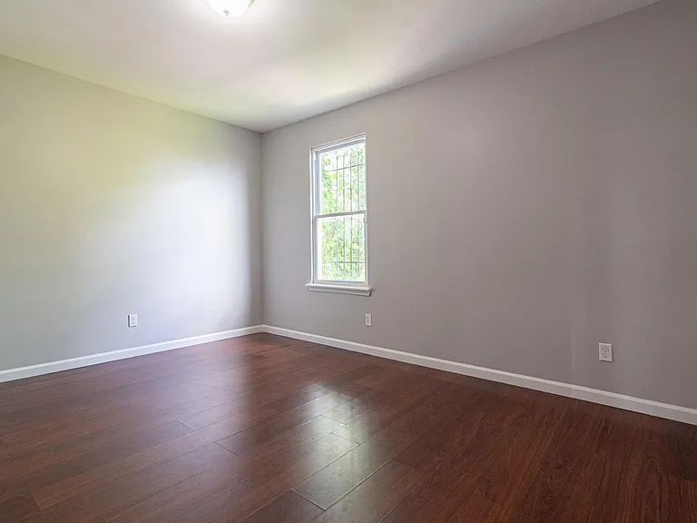 3000 Erdman Ave — Photo 27