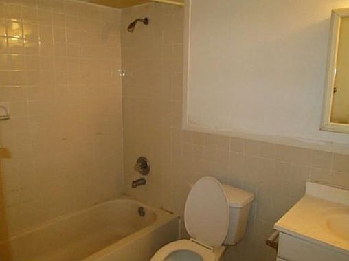 5th image of 20251 NE 2nd Ave #3