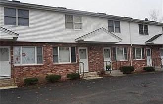 2nd image of 110 Lamplighter Ln APT C
