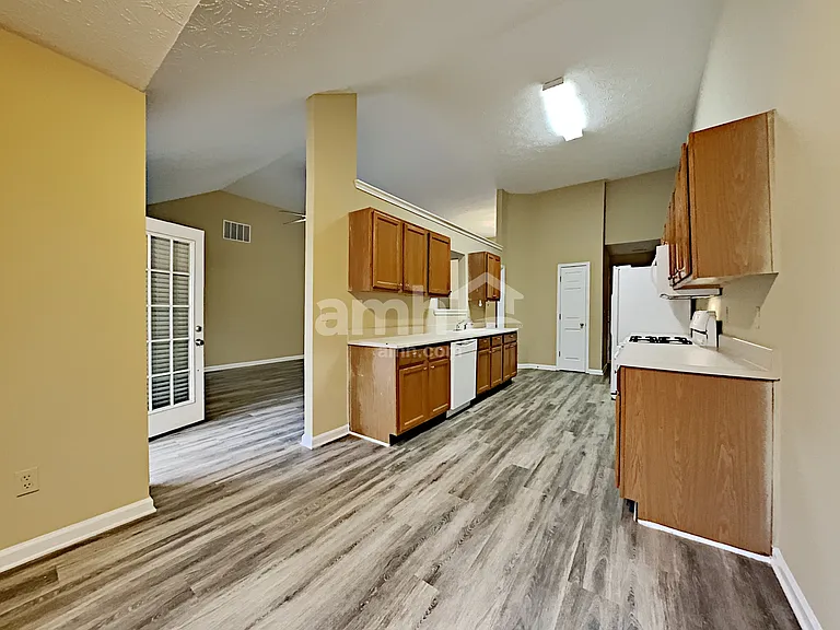 2143 Andrewood Pl — Photo 3