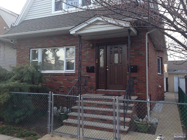 1st image of 459 Madeline Ave