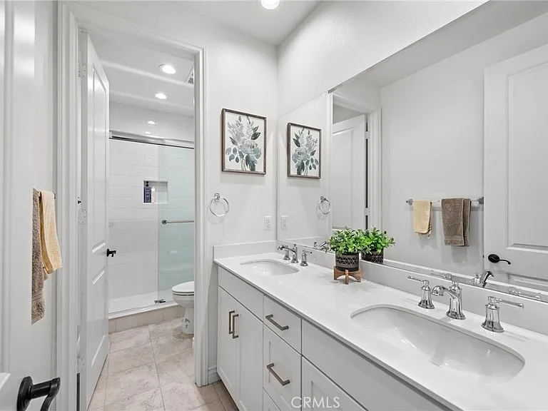 141 Lovelace — Photo 17