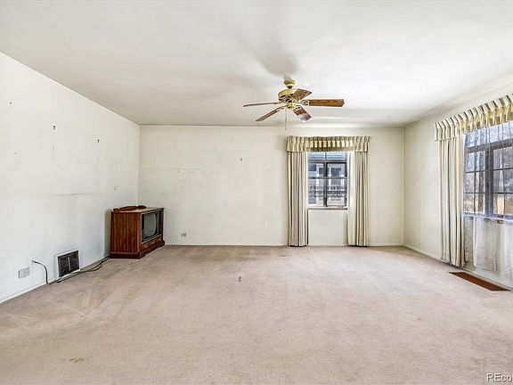 5th image of 1151 S Steele Street