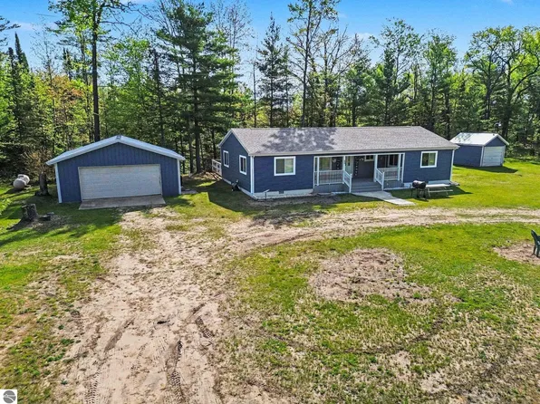 234 W Elder Rd, Harrison, MI 48625