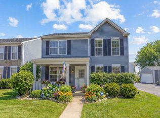 1597 Plum Tree Ln, Aurora, IL 60504