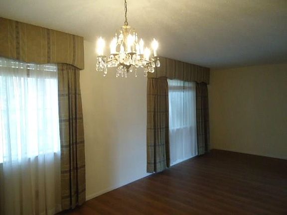 5th image of 779 De Leon Dr