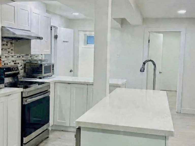 25 Arbutus Cres #LOWER — Photo 6