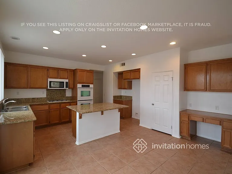 42251 Westminster Way — Photo 2