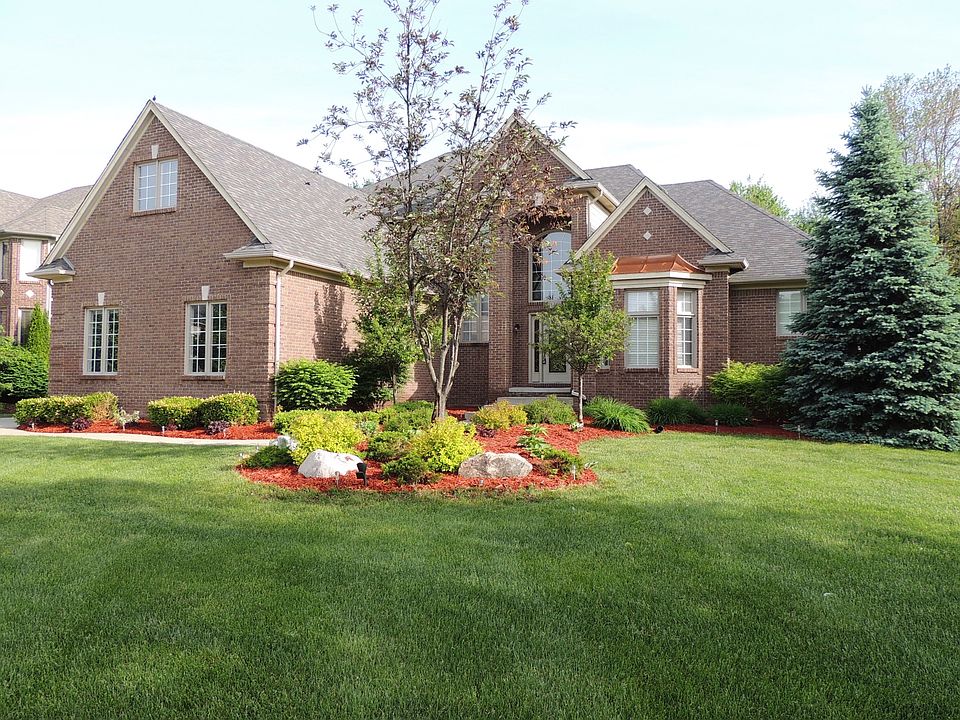 2nd image of 13479 Maple Lawn Dr