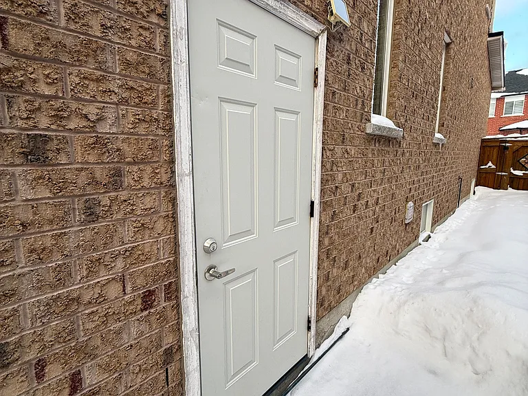 23 Trudeau Dr — Photo 4