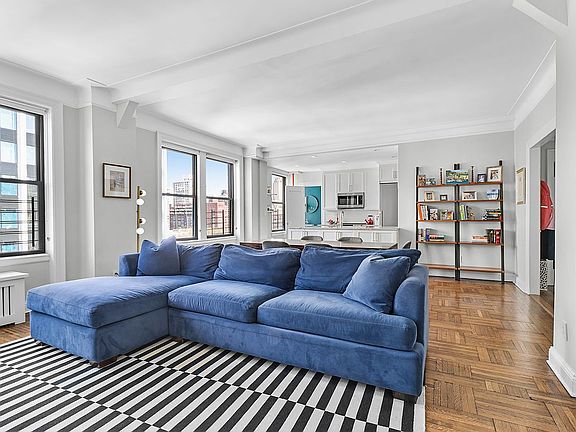 2nd image of 176 W 87th St #10C