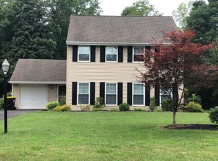 559 Coach Rd, Horsham, PA 19044