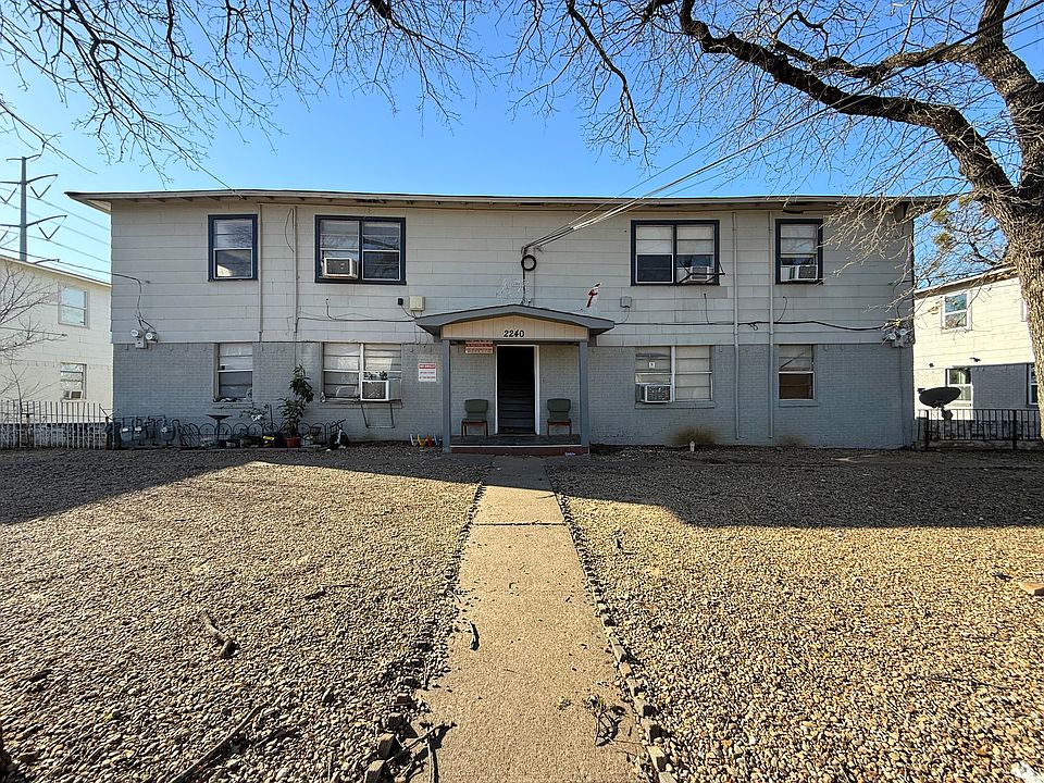 1st image of 2240 Riverview Dr APT D