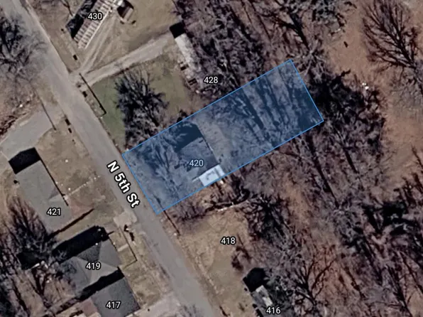 420 N 5th St, Central City, KY 42330