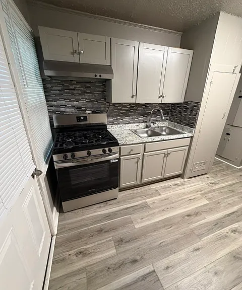 3310 Wheeler St — Photo 3