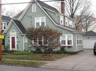 162 Bluff Ave, Cranston, RI 02905