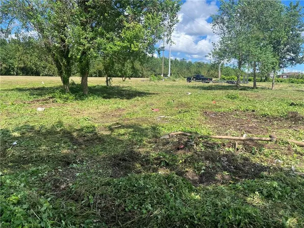 4950 Hickerson St, New Orleans, LA 70127
