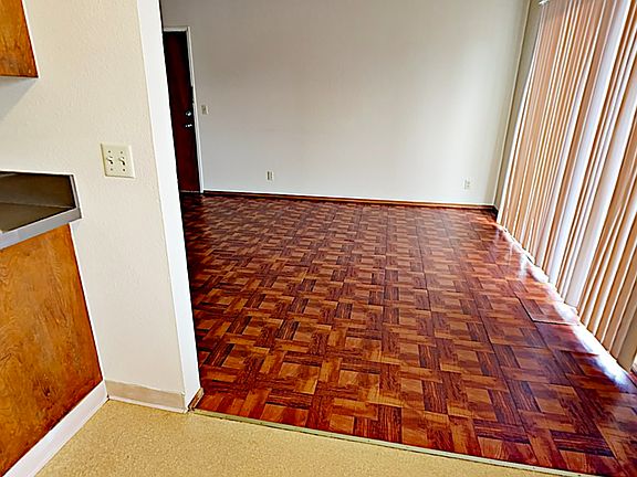 4th image of 1544 Stokes St APT 3
