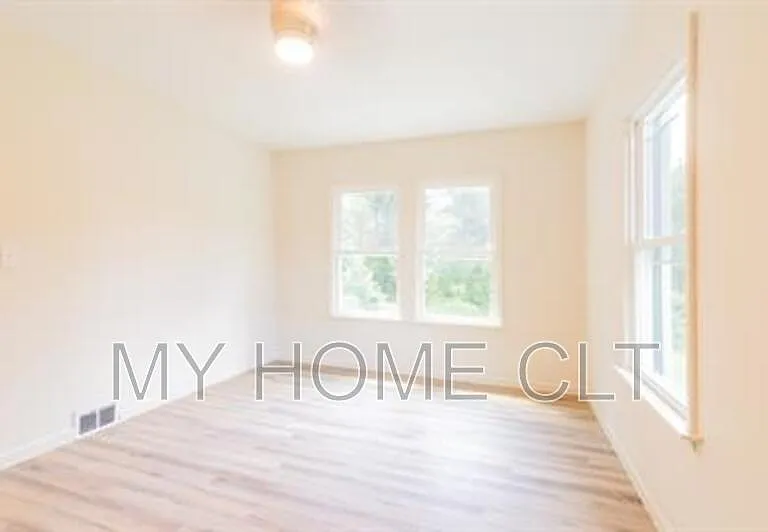 506 E Marion St #2 — Photo 15