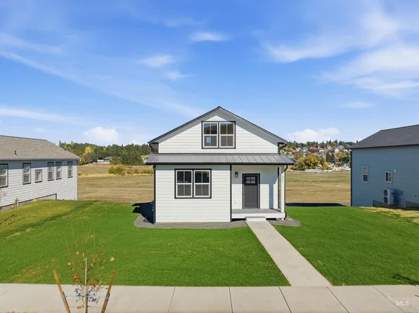 1052 Edington Ave, Moscow, ID 83843