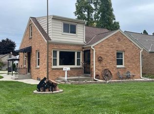 1644 Milwaukee Ave, South Milwaukee, WI 53172
