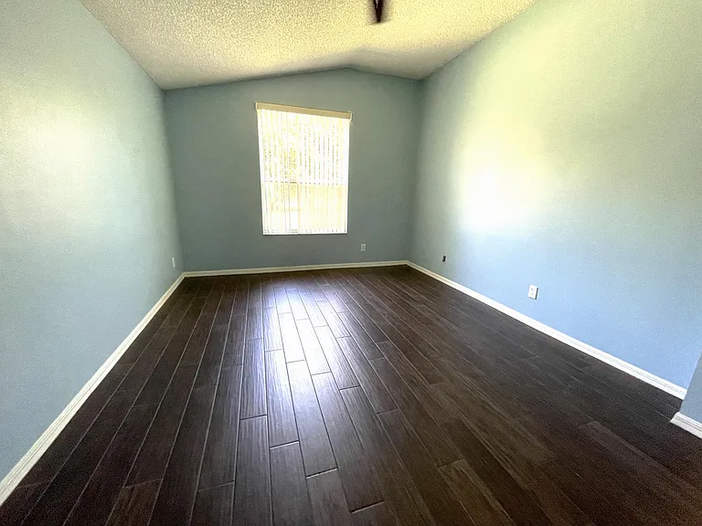 1600 Tailfeather Ct — Photo 15