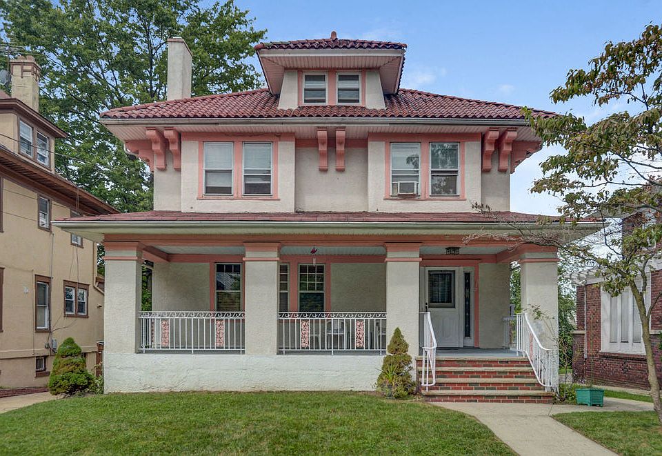 1st image of 370-372 Parker St