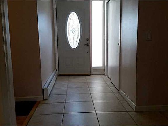 2nd image of 34 Redwood Dr