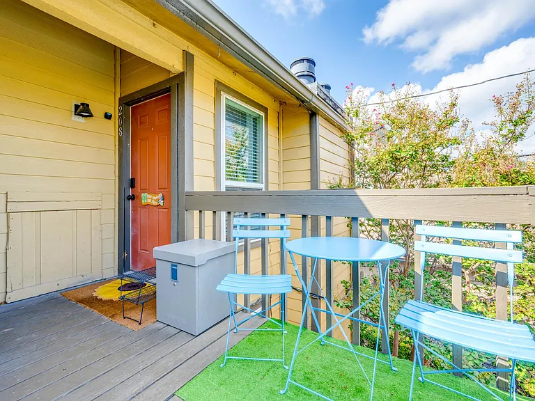 1000 W 26th St #208 — Photo 21