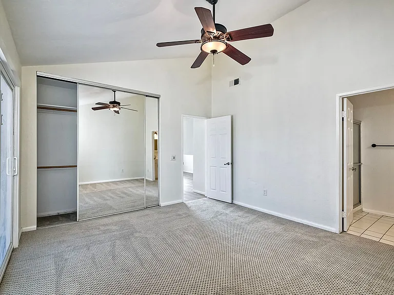 1252 Soria Gln — Photo 29
