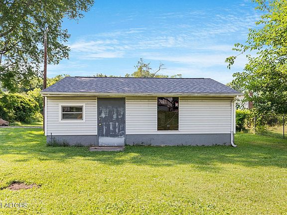 3rd image of 2815 Forestdale Ave