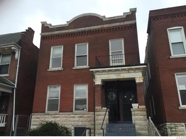 3740 Palm St, Saint Louis, MO 63107
