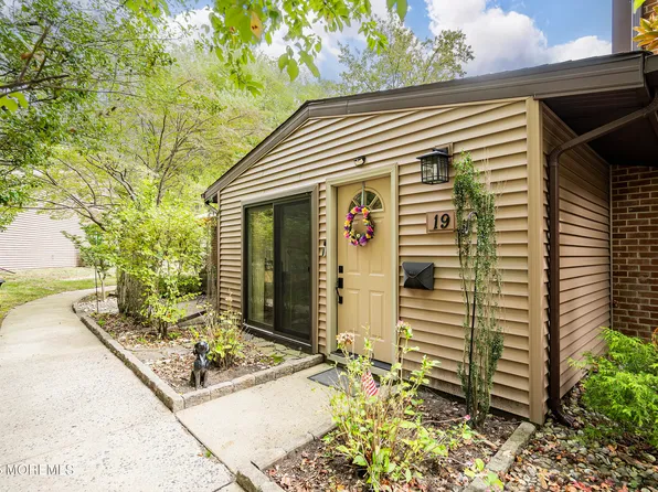 19 Manchester Court, Red Bank, NJ 07701