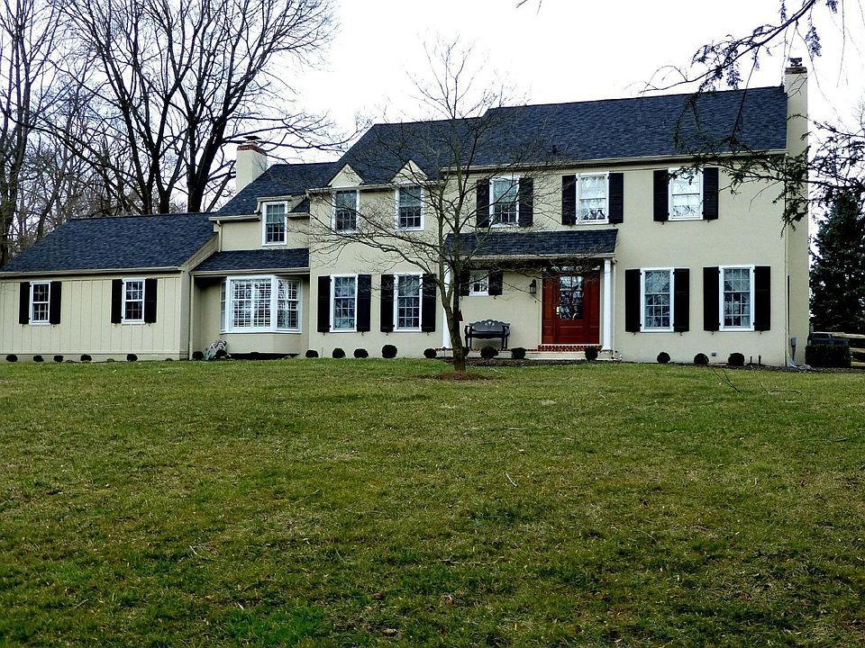 For Sale: 217 French Road, Newtown Square, Penna. 19073