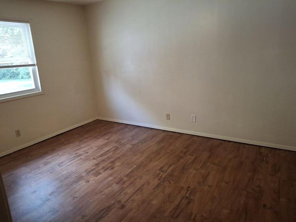226 Steven St APT E