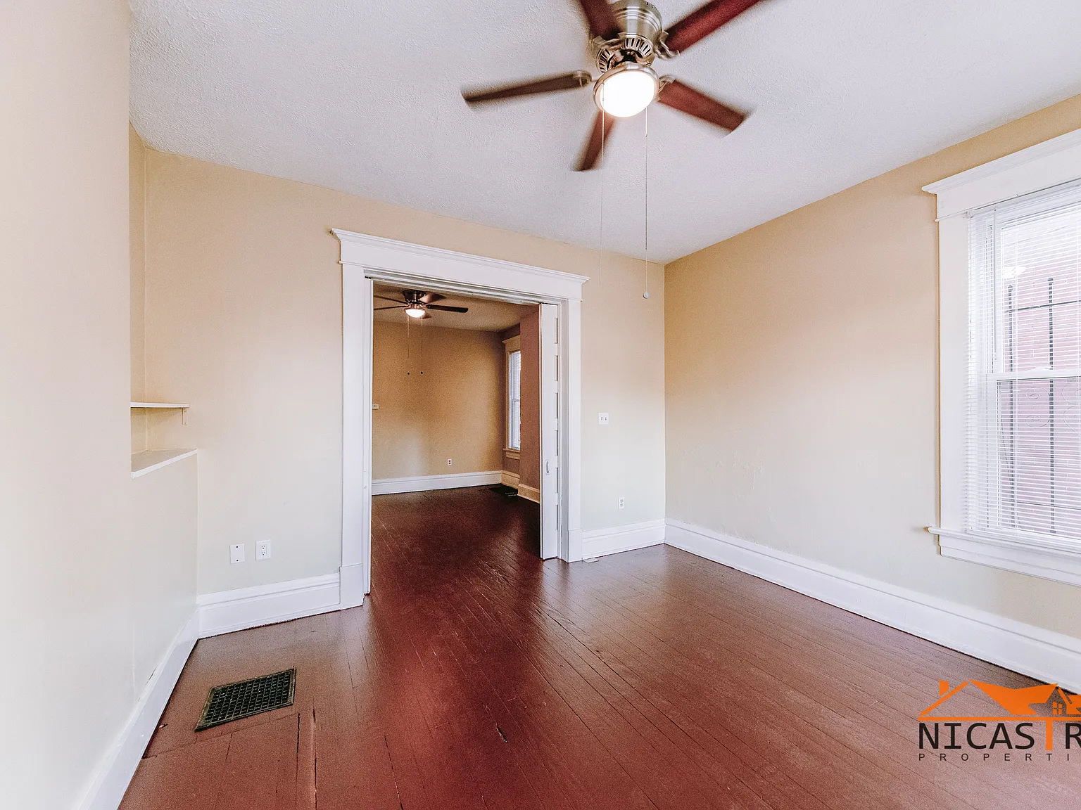 172 E 11th Avenue - 174 E 11th Avenue — Photo 2