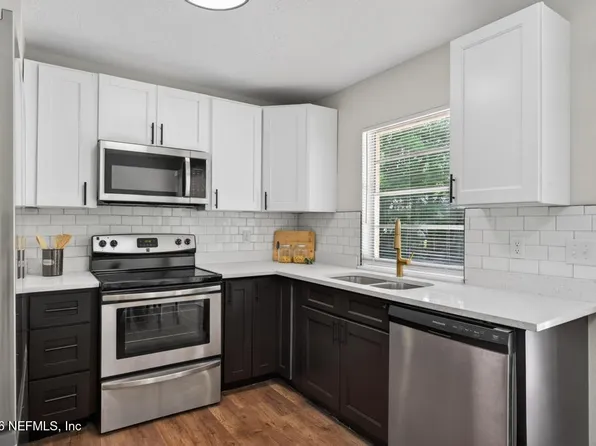 2941 3RD Street W, Jacksonville, FL 32254