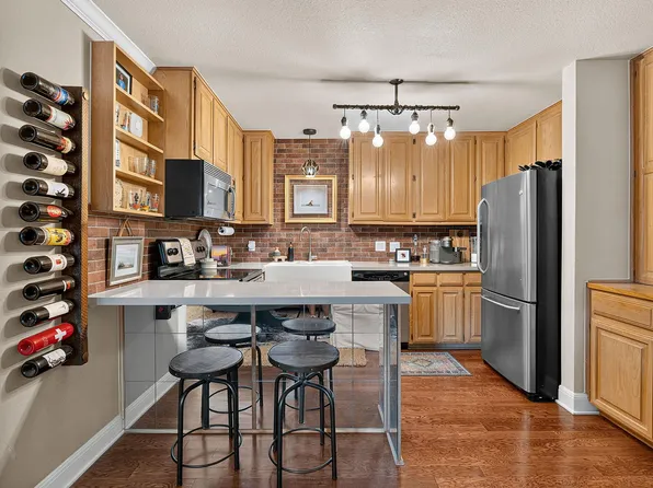 2500 Steck Ave APT 4, Austin, TX 78757
