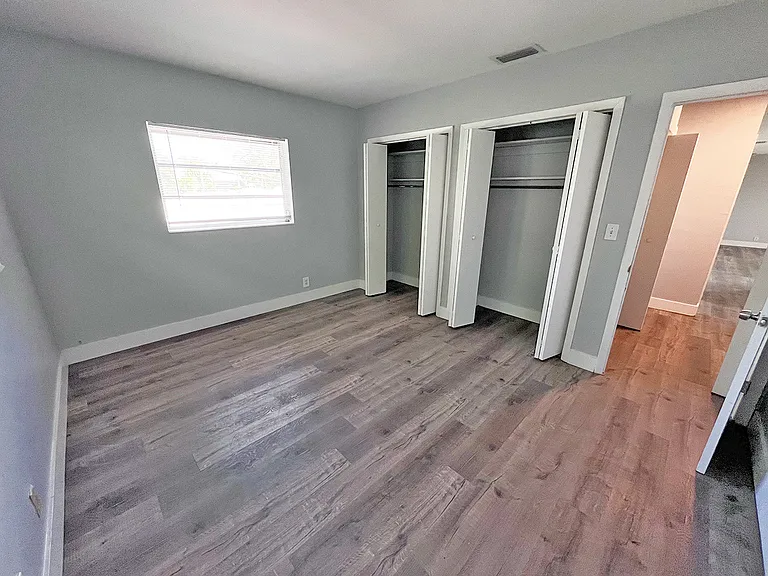312 NE 15th Ave — Photo 15