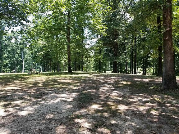 3rd image of 4320 Carolyn Dr